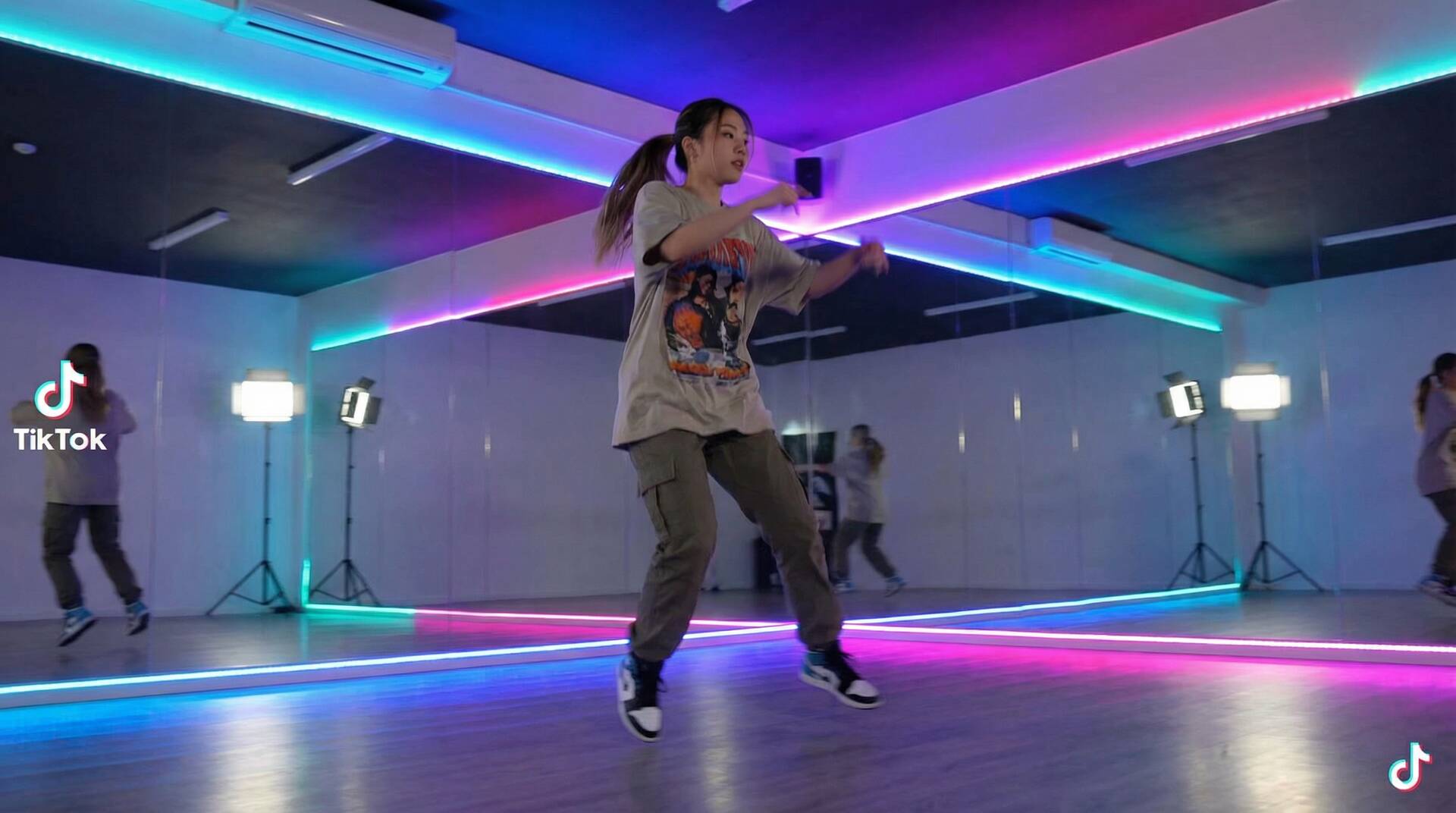 麻豆美少女写真视频